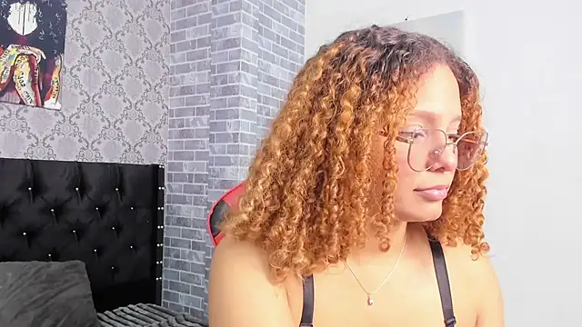 Crystal bunn online show from November 29, 6:00 pm