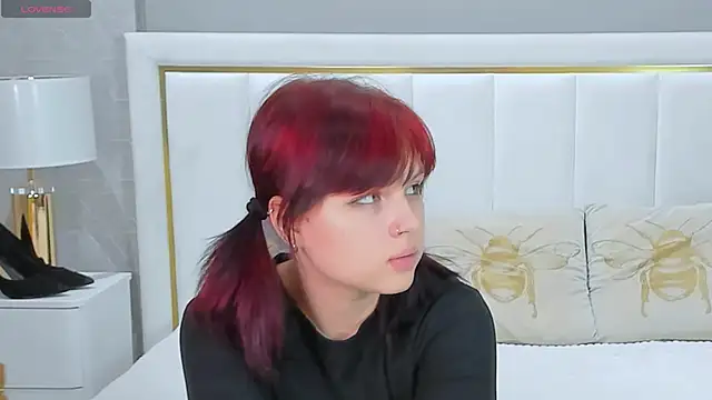 Snapshot of HANNA_BELL chatting on December 2, 11:45 pm HANNA BELL online show from December 2, 11:45 pm