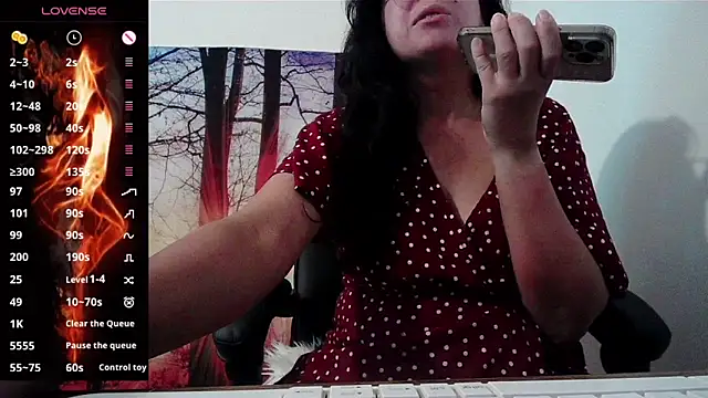 Snapshot of Whisperingfire chatting on June 22, 2:36 pm Whisperingfire online show from June 22, 2:36 pm