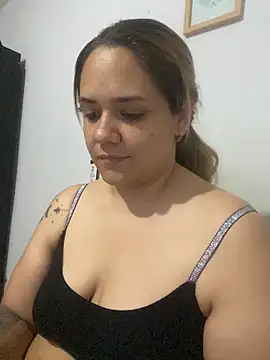 LoreinnFox online show from April 13, 6:52 am