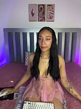 Snapshot of coraline_vera chatting on May 13, 7:55 pm coraline vera online show from May 13, 7:55 pm