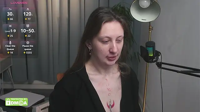 Helga vibe online show from April 10, 1:27 pm