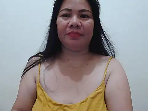 hottiemama69 online show from November 29, 7:28 pm