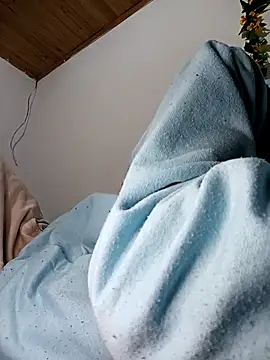 2 milo verus 4 online show from January 16, 5:00 am