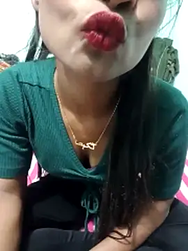 Zoyaa-Zubair online show from February 25, 6:17 pm