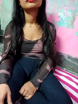 Zoyaa-Zubair online show from March 19, 7:18 pm