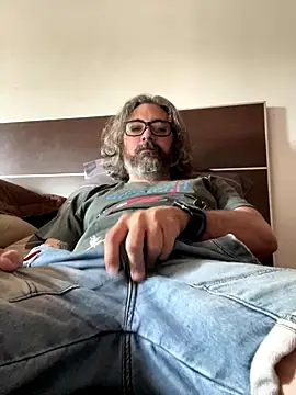 Snapshot of maxxporong chatting on December 15, 1:26 pm maxxporong online show from December 15, 1:26 pm