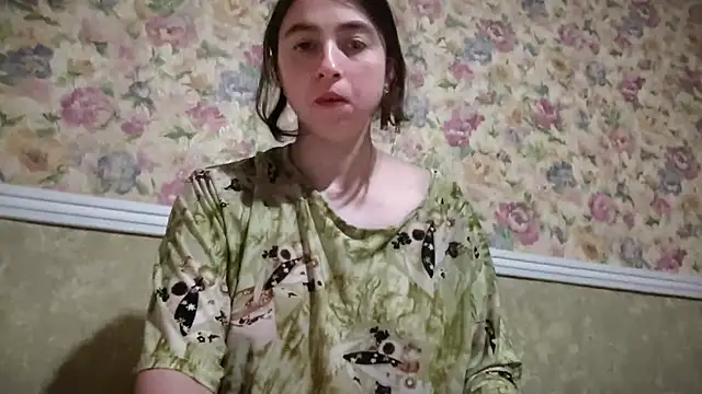 Snapshot of Aphr0ditee chatting on July 24, 6:17 pm Aphr0ditee online show from July 24, 6:17 pm