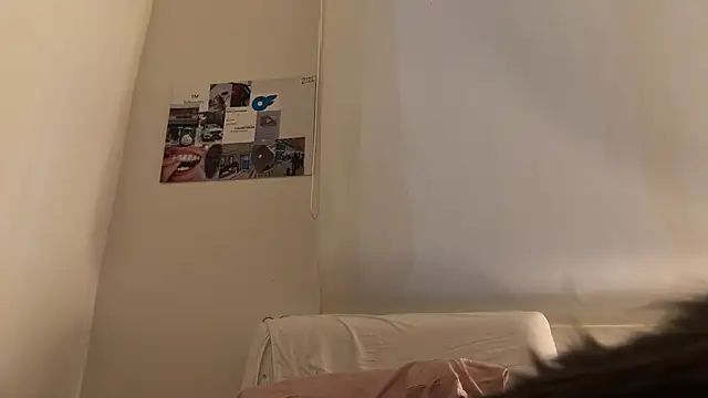 Alicatcua  online show from February 16, 2:51 am