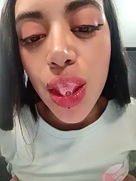 Violett  Rose online show from December 23, 12:30 am