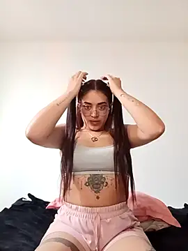 Violett  Rose online show from January 15, 12:10 pm