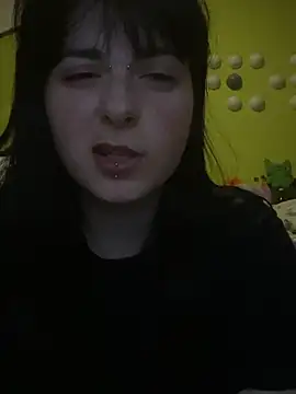 Snapshot of neznama28 chatting on March 3, 1:34 am neznama28 online show from March 3, 1:34 am