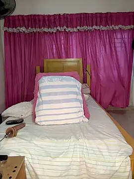 xyarela Hot online show from December 15, 10:14 pm