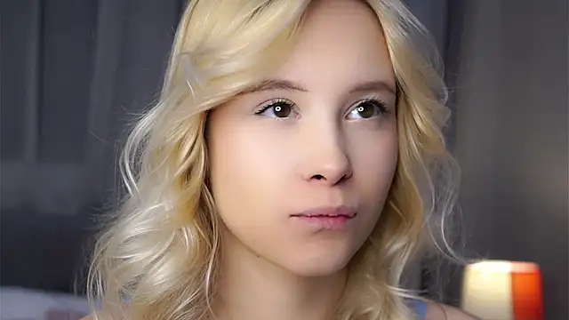 AunclreaVache online show from January 12, 11:04 am