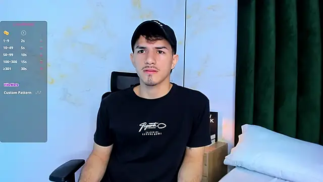 Snapshot of Justin_duque chatting on December 1, 7:41 pm Justin duque online show from December 1, 7:41 pm