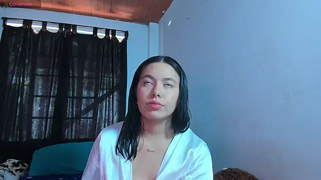 Honey sexy30 online show from May 7, 2:22 pm