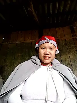 Snapshot of LeoPet2x chatting on January 13, 3:56 am LeoPet2x online show from January 13, 3:56 am