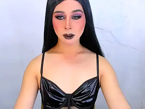 Snapshot of Seductive_Paloma chatting on May 3, 4:35 pm Seductive Paloma online show from May 3, 4:35 pm