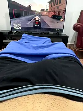 Davisuarez online show from December 22, 6:16 pm