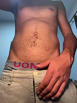 Davisuarez online show from February 9, 11:20 pm