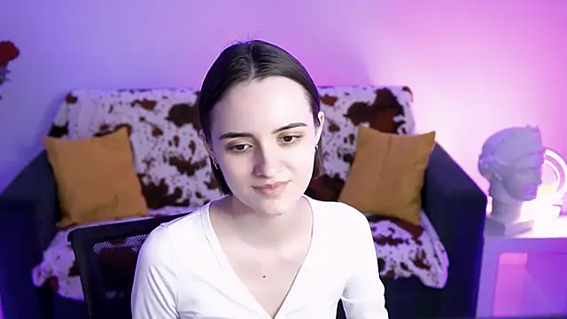 KateWillows online show from March 22, 4:27 am