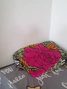 Snapshot of floctous chatting on February 5, 5:56 am floctous online show from February 5, 5:56 am