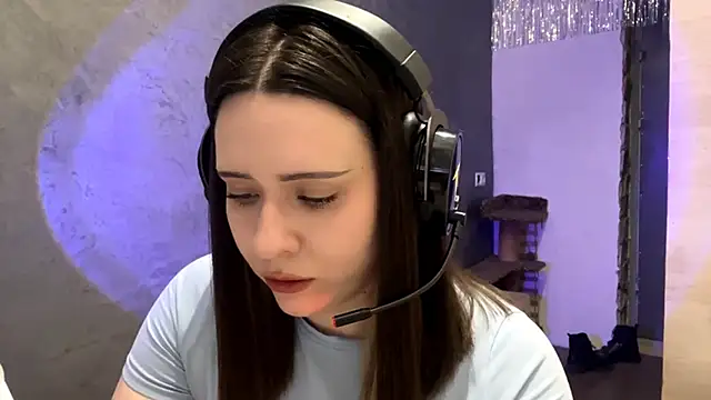 AngeliqueSulima online show from December 17, 2:34 pm