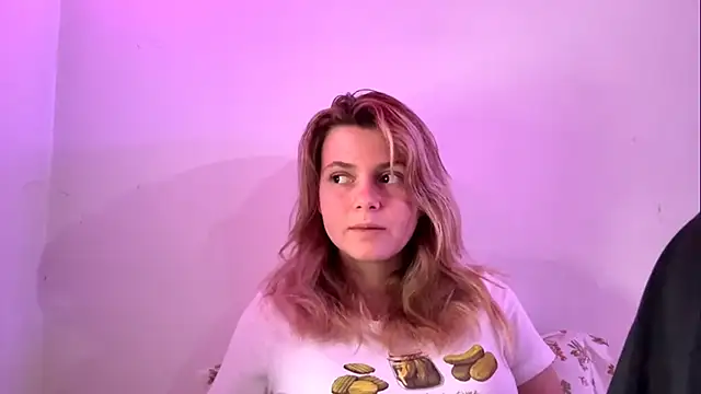 AlanaPostell online show from December 2, 12:54 pm