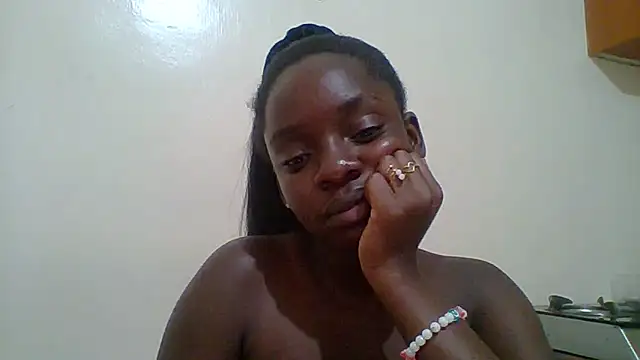 Snapshot of cutest_ebony chatting on December 14, 11:26 am cutest ebony online show from December 14, 11:26 am