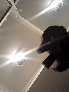 Snapshot of cumplaywitme1991 chatting on December 15, 3:49 pm cumplaywitme1991 online show from December 15, 3:49 pm