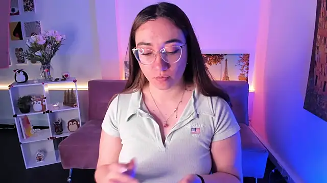 SwettieSammy online show from April 9, 12:10 pm