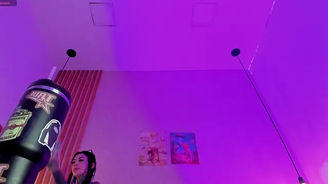 Snapshot of Valerykat_ chatting on March 4, 12:11 pm Valerykat online show from March 4, 12:11 pm