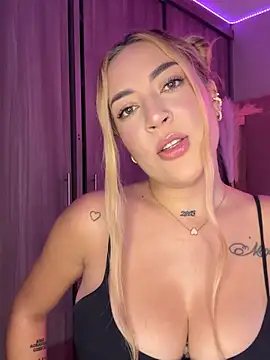 AlyonaWester  online show from February 12, 9:21 pm