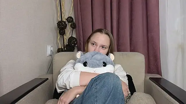 BibiStapler online show from December 17, 8:15 pm