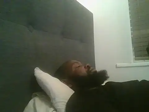 Snapshot of smartfuck777 chatting on December 17, 3:23 am smartfuck777 online show from December 17, 3:23 am