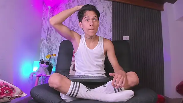 Jake beach  online show from February 3, 2:53 am