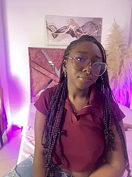 ZahhyGrey online show from April 7, 11:59 pm