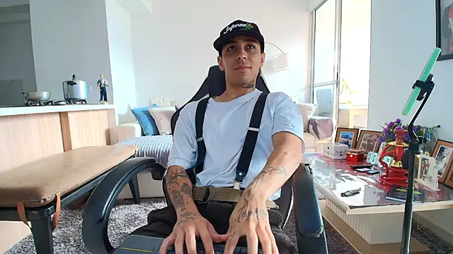 liorvante online show from February 16, 3:08 pm