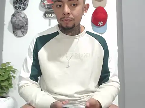 BASTIAN NICOLAS  online show from February 1, 1:04 am