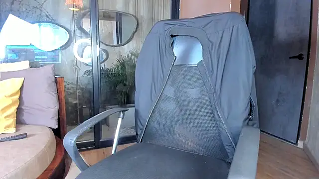 isaac grimm online show from January 18, 3:21 am