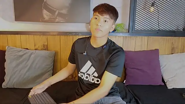 isaac grimm online show from March 12, 3:12 am