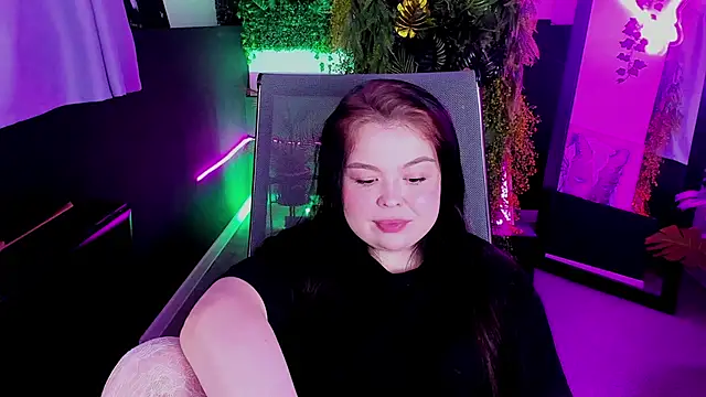 Snapshot of MartishaAddams chatting on February 20, 9:32 am MartishaAddams online show from February 20, 9:32 am