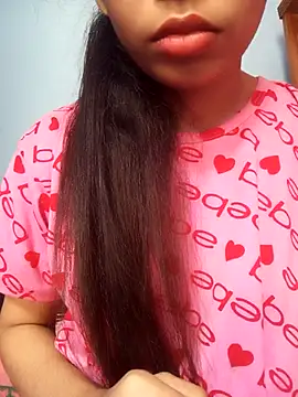 Snapshot of Nila-islam chatting on November 30, 7:45 am Nila-islam online show from November 30, 7:45 am