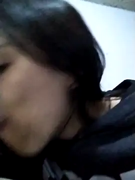 Cherrybombs  online show from January 16, 1:53 am