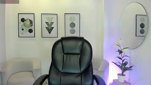 alana martiins online show from April 8, 7:14 pm