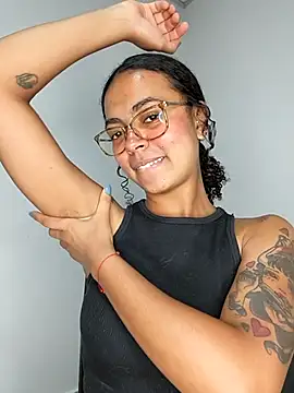   VioletaHeaven   online show from March 4, 11:27 am