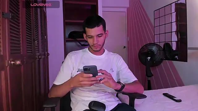 dear lover1 online show from December 5, 11:30 am