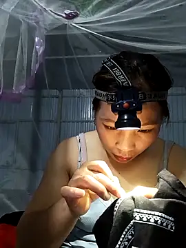 Evelyn-n online show from December 20, 11:39 am