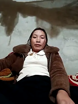 Evelyn-n online show from February 11, 6:51 am