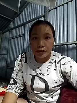 Evelyn-n online show from February 12, 12:00 pm